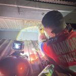 Redkar Loa Lemas Tangani Sarang Tawon Vespa di Kelurahan Loa Ipuh