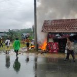 Kebakaran Rumah dan Mobil di Tenggarong Seberang Berhasil Ditangani